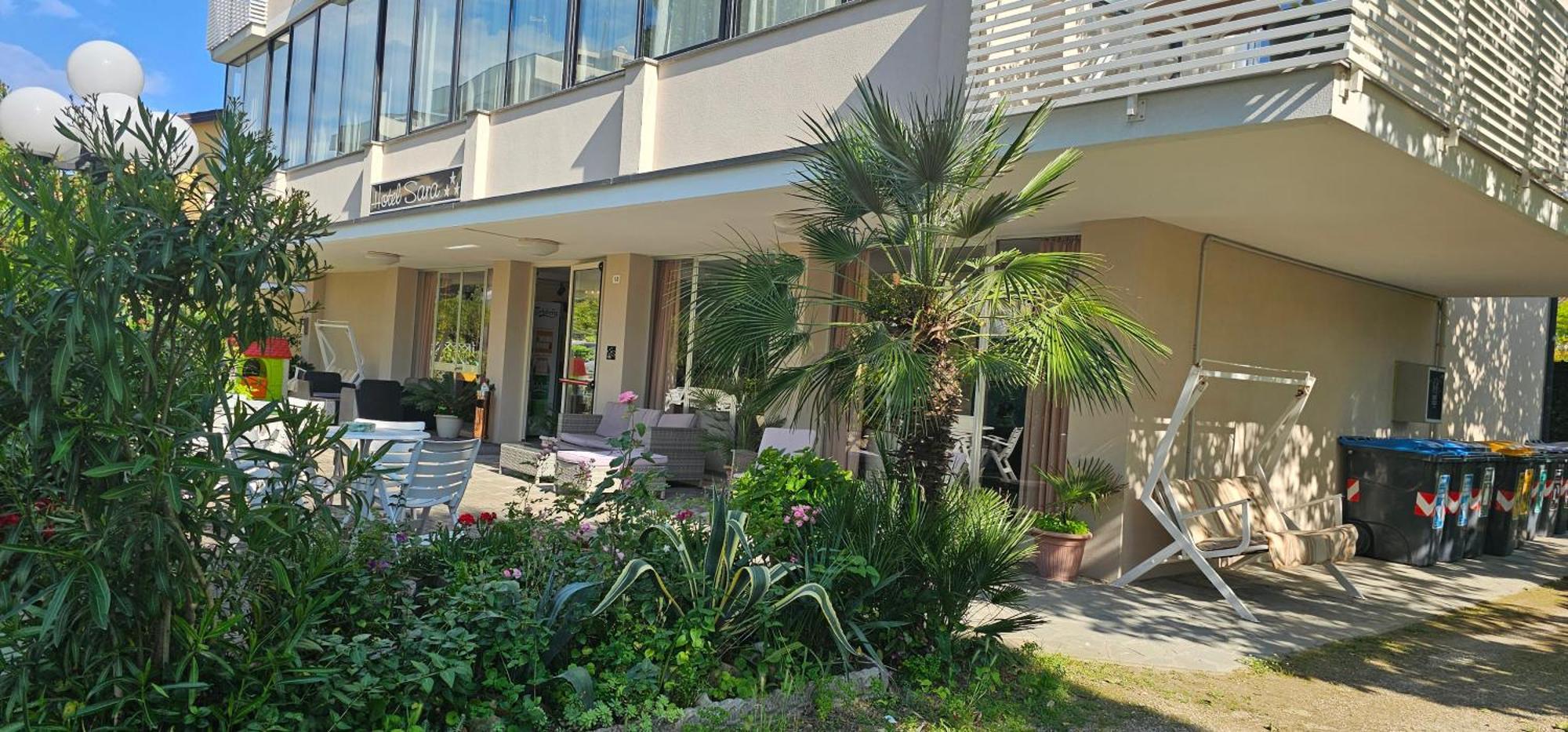 Hotel Sara***